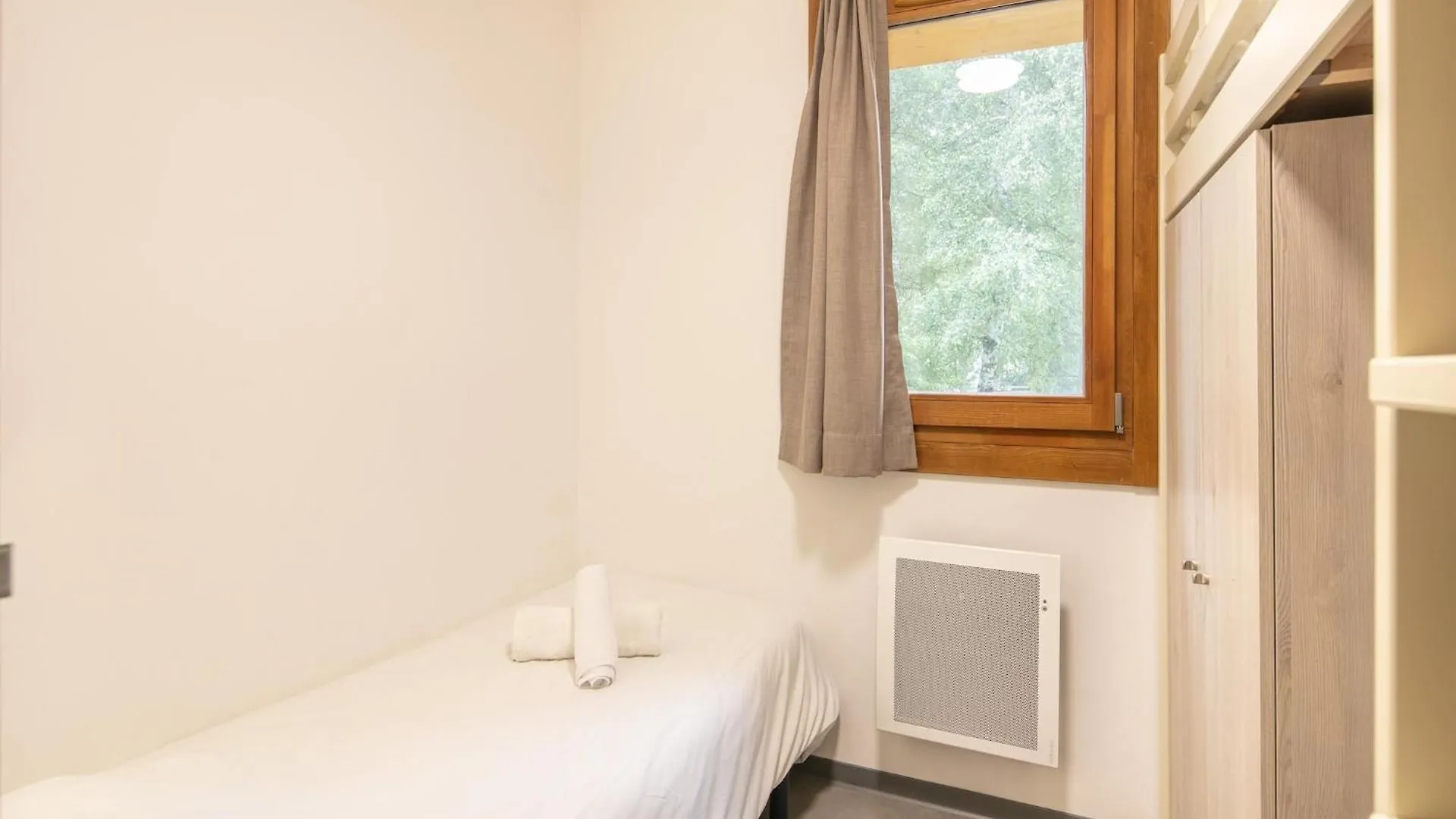 2 Room Apartment 5 People 1 Baby Floor Saint-Leger-les-Melezes