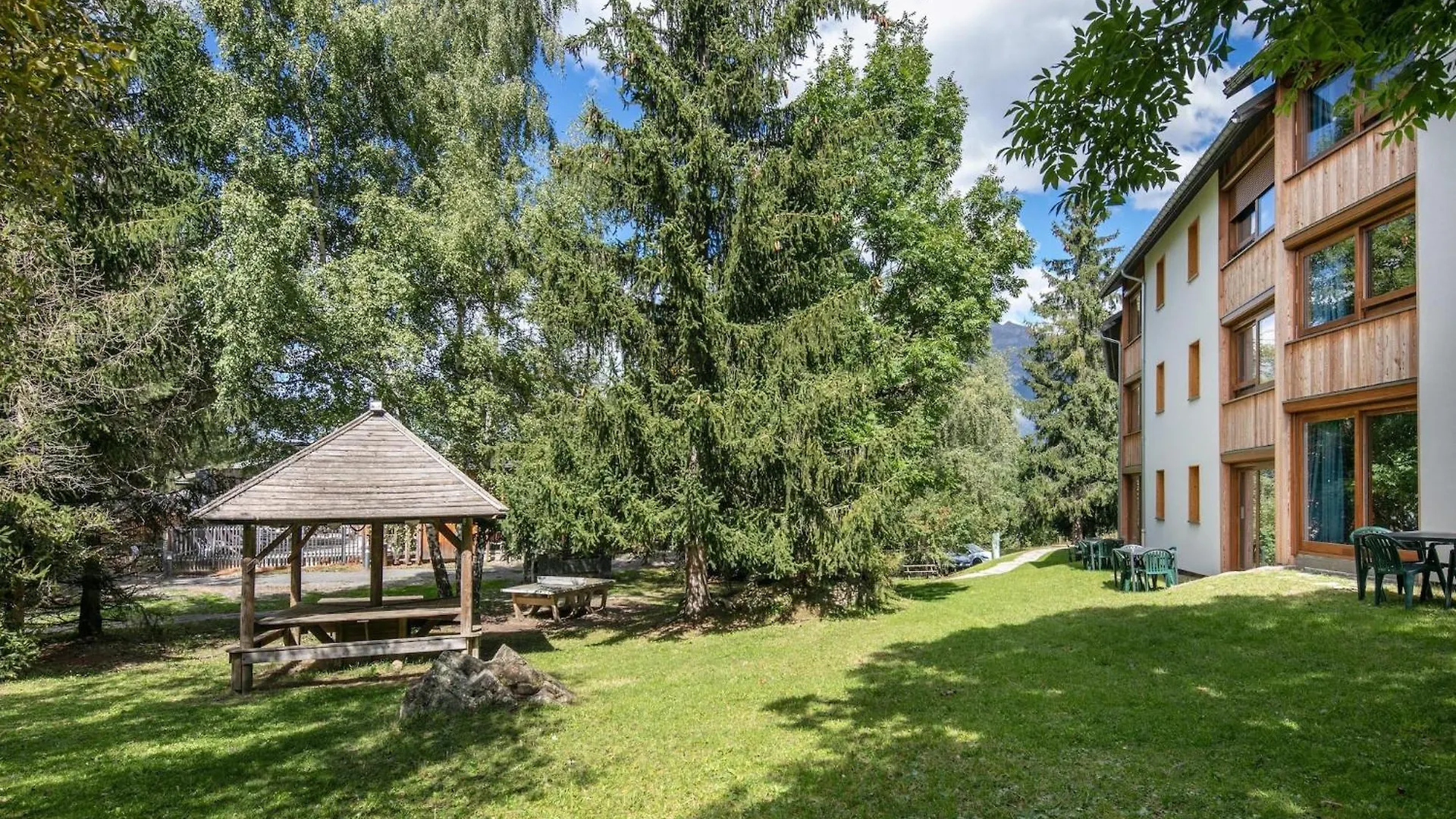2 Room Apartment 5 People 1 Baby Floor Saint-Leger-les-Melezes Frankreich